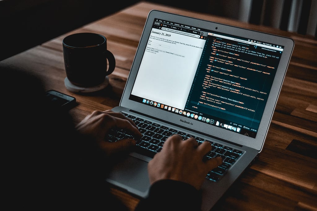Enterprise chatbot: why join Konverso’s free trial program?